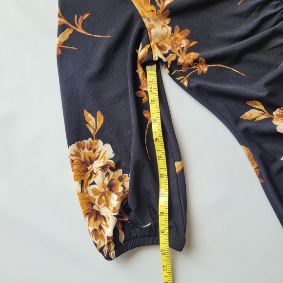 Dynamite V-neck Ruched Black & Gold Mini Dress - Size XS NWT - Picture 8 of 14